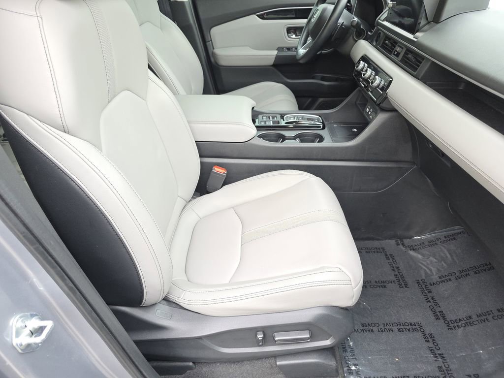 Used 2023 Honda Pilot EX-L image 17
