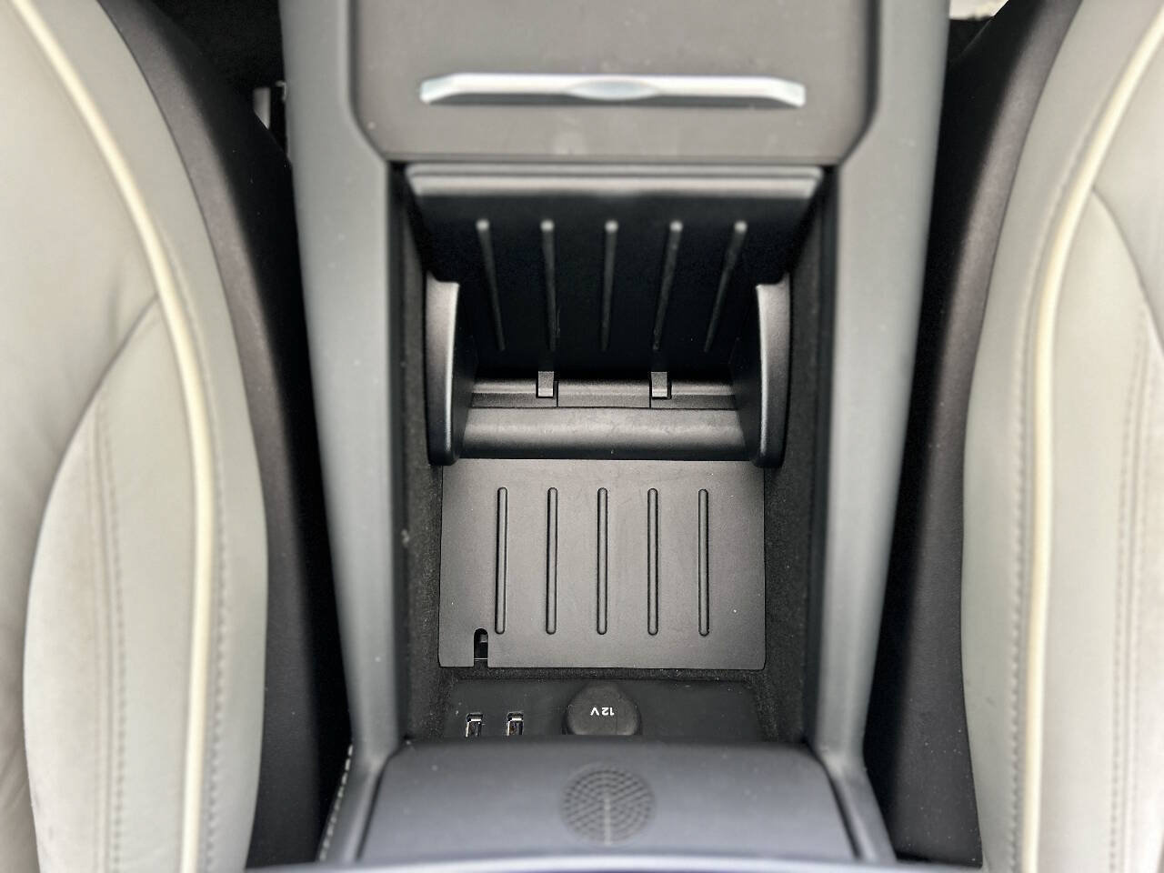 Used 2014 Tesla Model S 85 RWD image 69