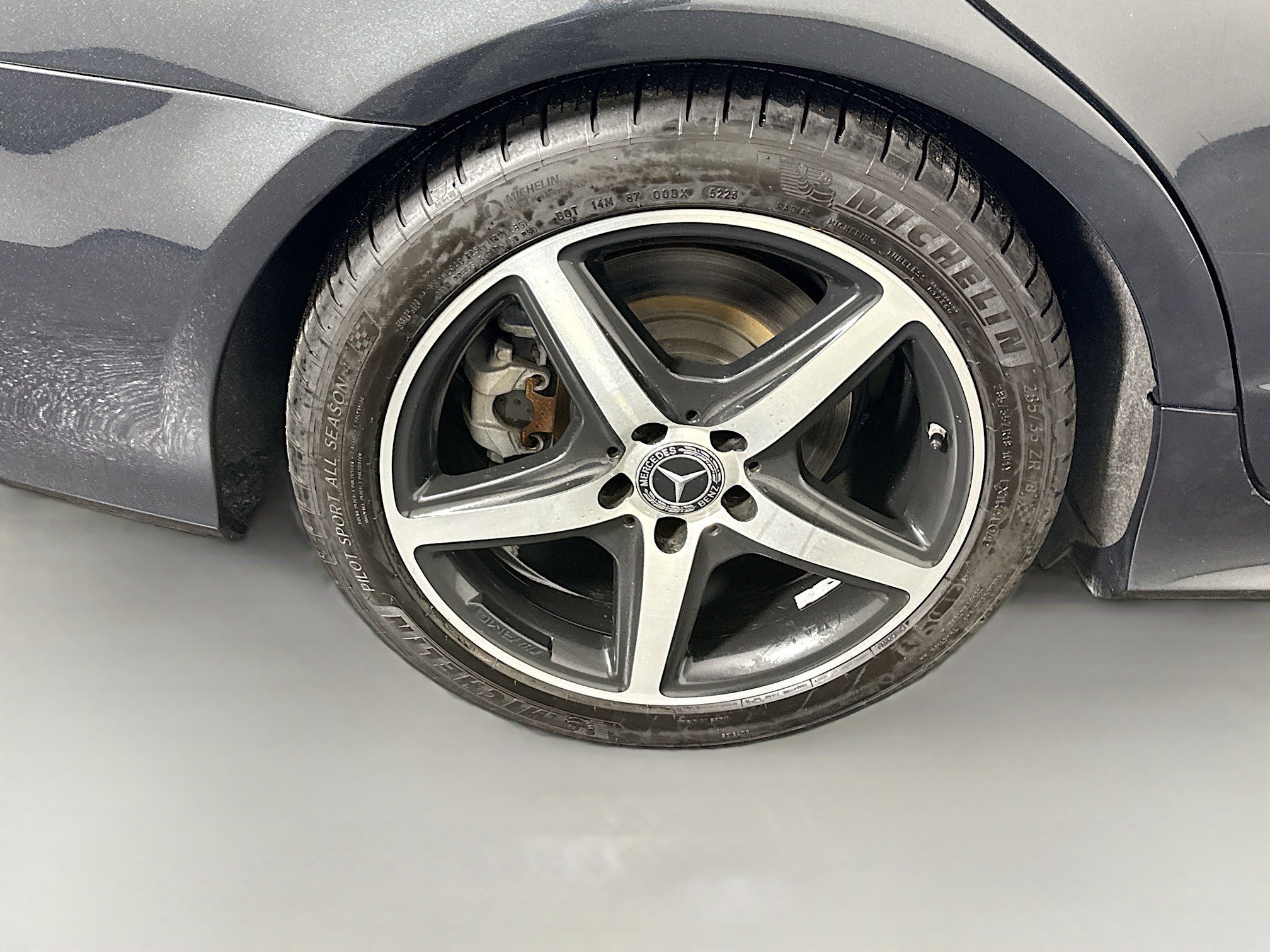 Used 2017 Mercedes-Benz CLS 550 4MATIC image 32