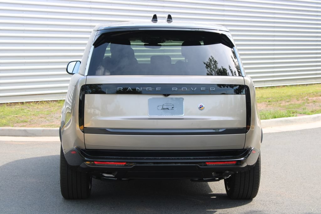 New 2026 Land Rover Range Rover SE AWD/4WD image 5