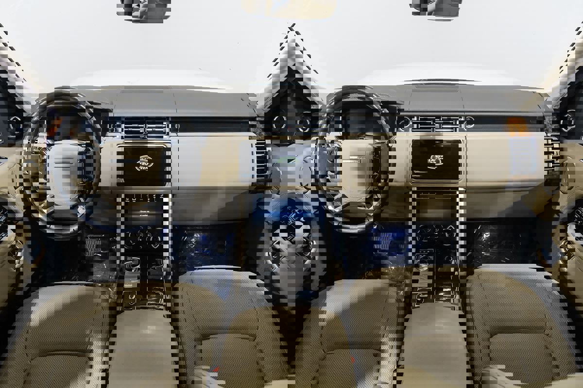 Used 2020 Land Rover Range Rover HSE AWD/4WD image 16