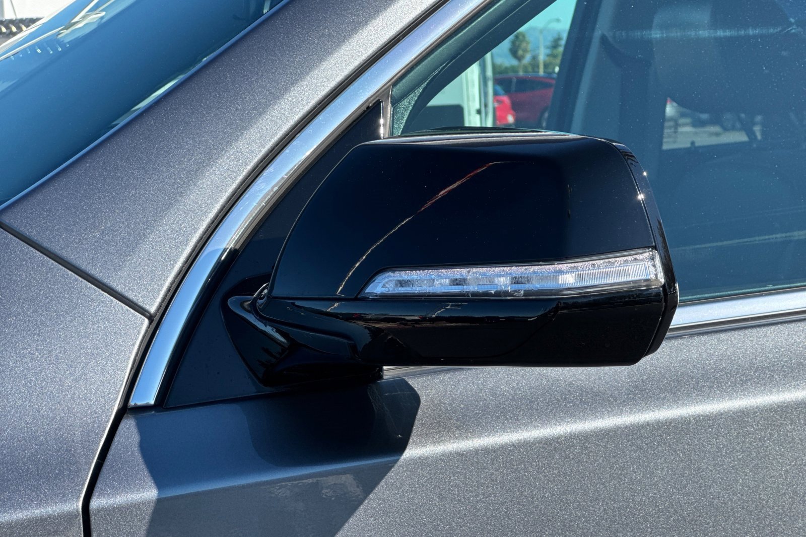 Used 2020 Chevrolet Traverse LT w/ LPO, Blackout Package image 55