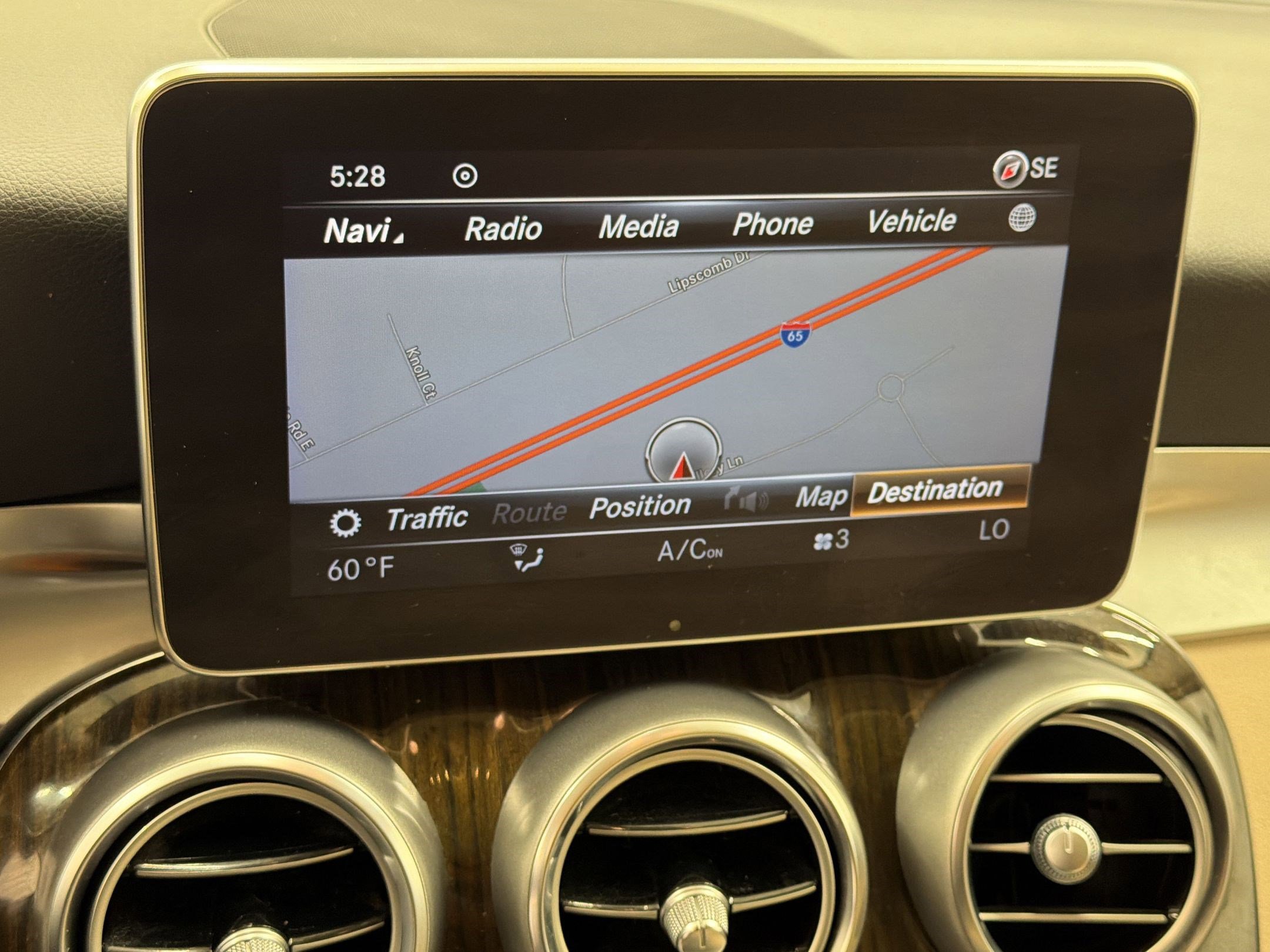 Used 2017 Mercedes-Benz GLC 300 4MATIC image 21