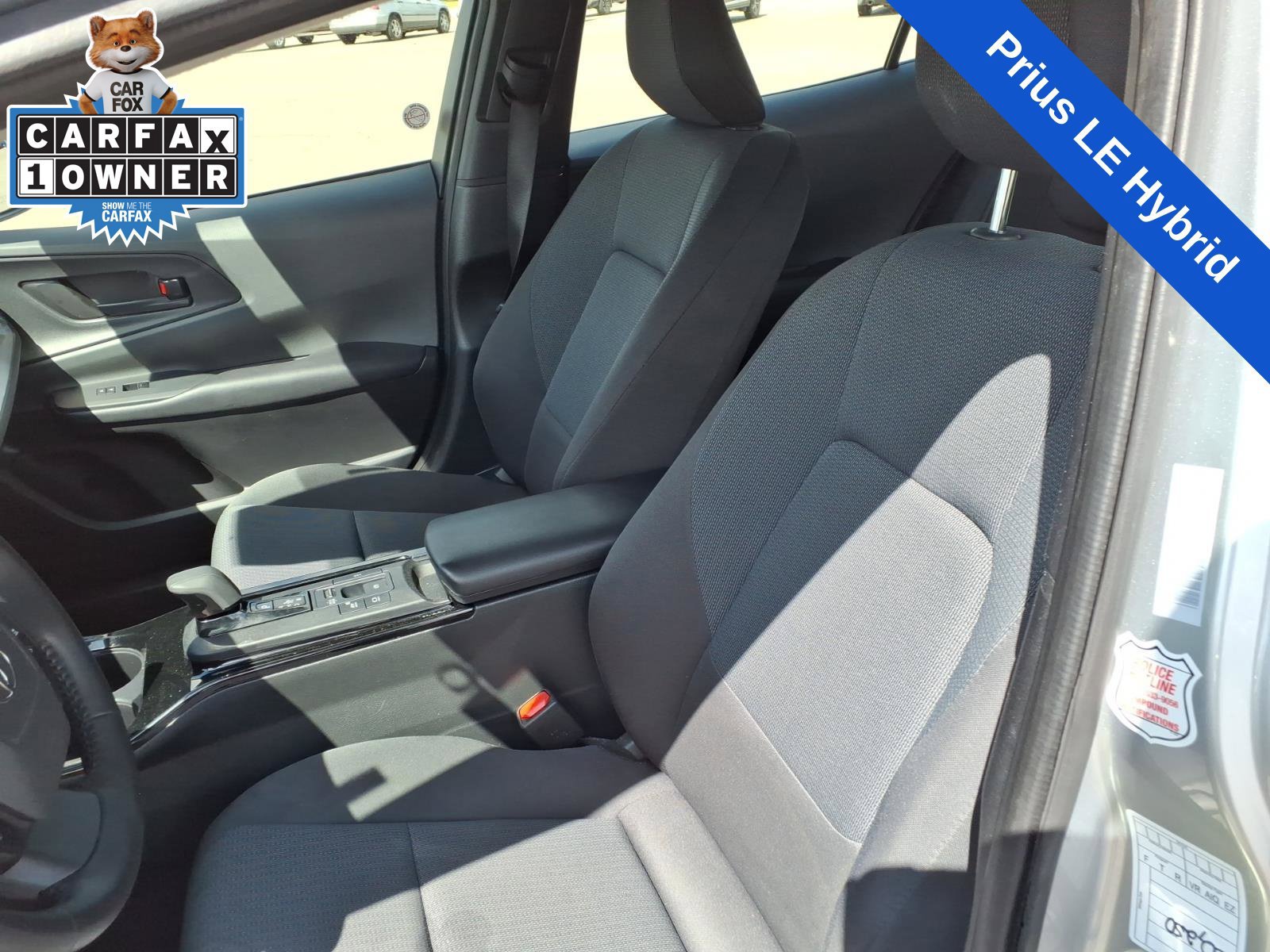 Used 2024 Toyota Prius LE FWD image 15
