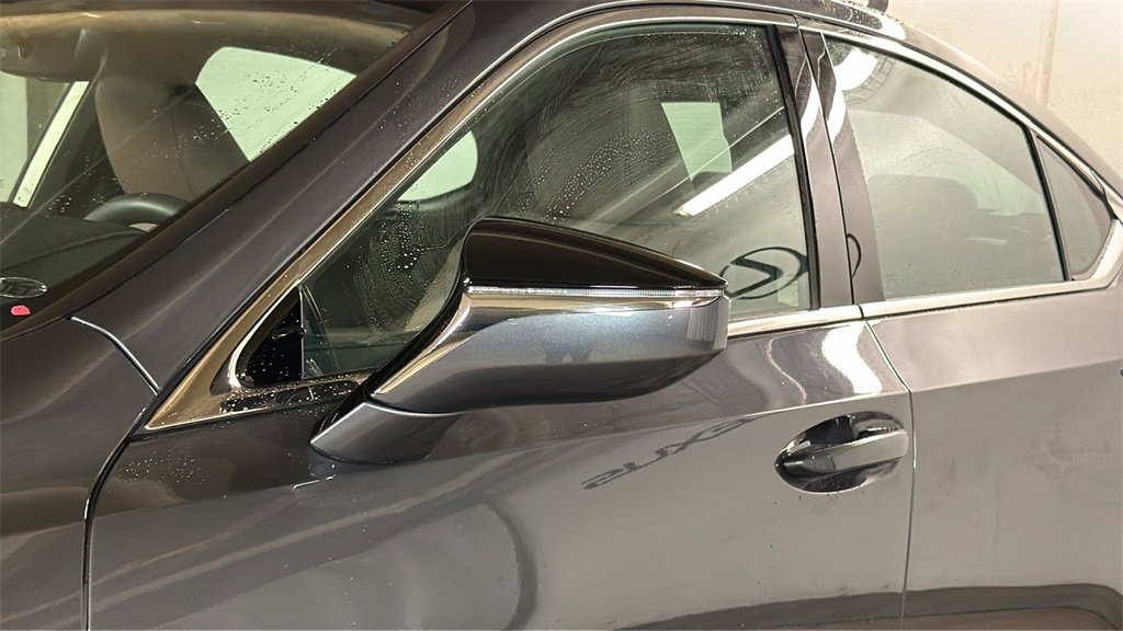 Used 2024 Lexus ES 350 Luxury w/ Technology Package image 5