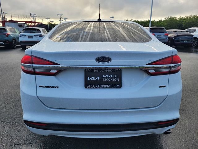 Used 2018 Ford Fusion SE image 5
