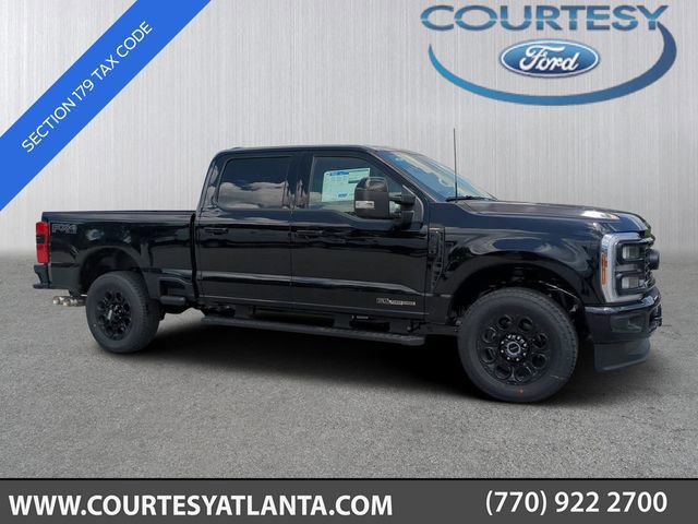 New 2025 Ford F250 Lariat w/ Black Appearance Package