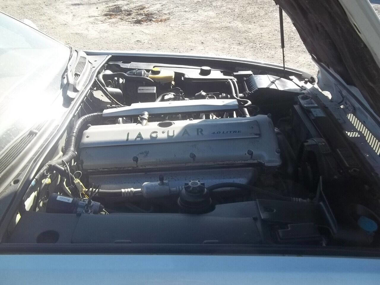 Used 1996 Jaguar XJ6 image 13