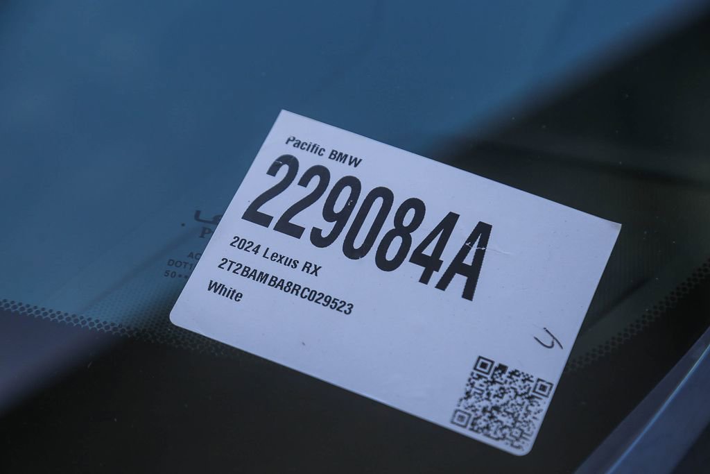 Used 2024 Lexus RX 350 FWD w/ Technology Package image 25