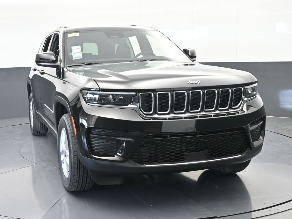 New 2026 Jeep Grand Cherokee Laredo X AWD/4WD image 9