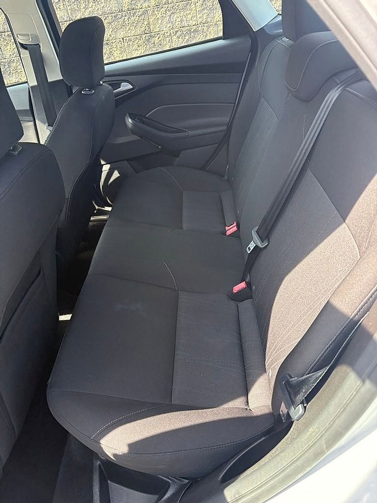 Used 2017 Ford Focus SEL FWD image 8