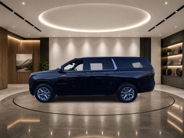 Used 2025 Chevrolet Suburban Premier AWD/4WD image 7