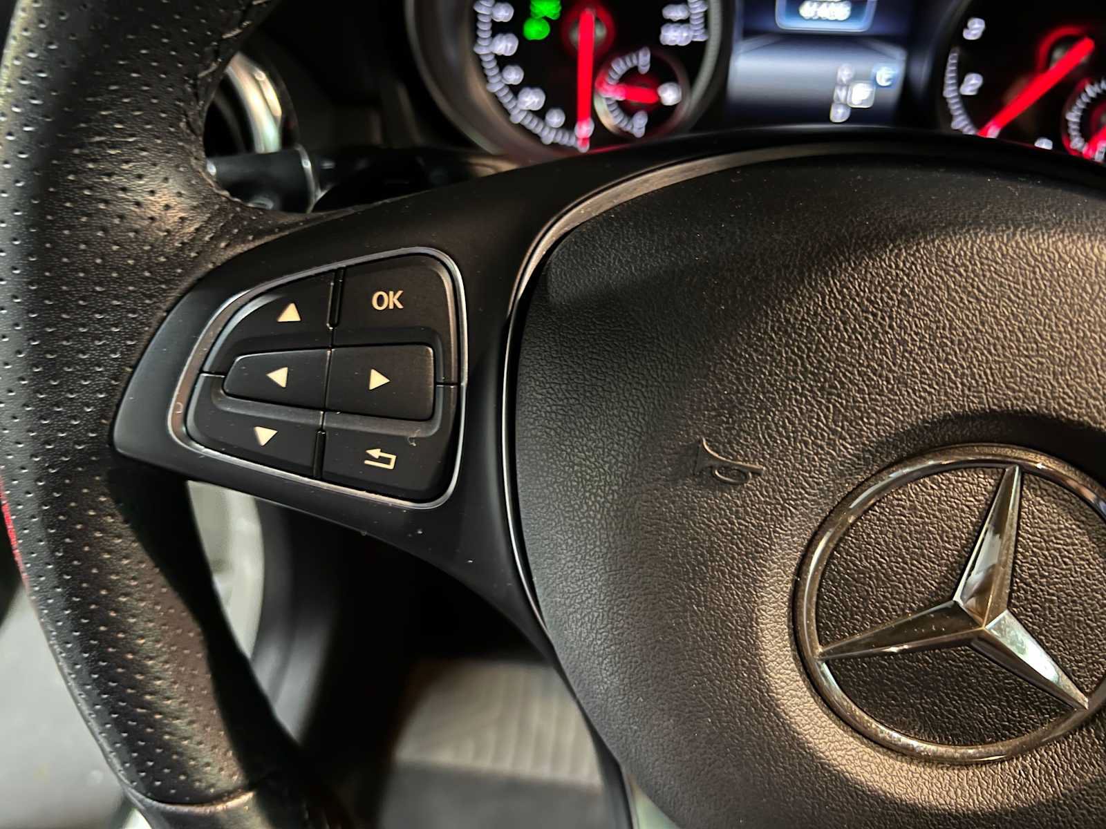 Certified 2020 Mercedes-Benz GLA 250 4MATIC image 27