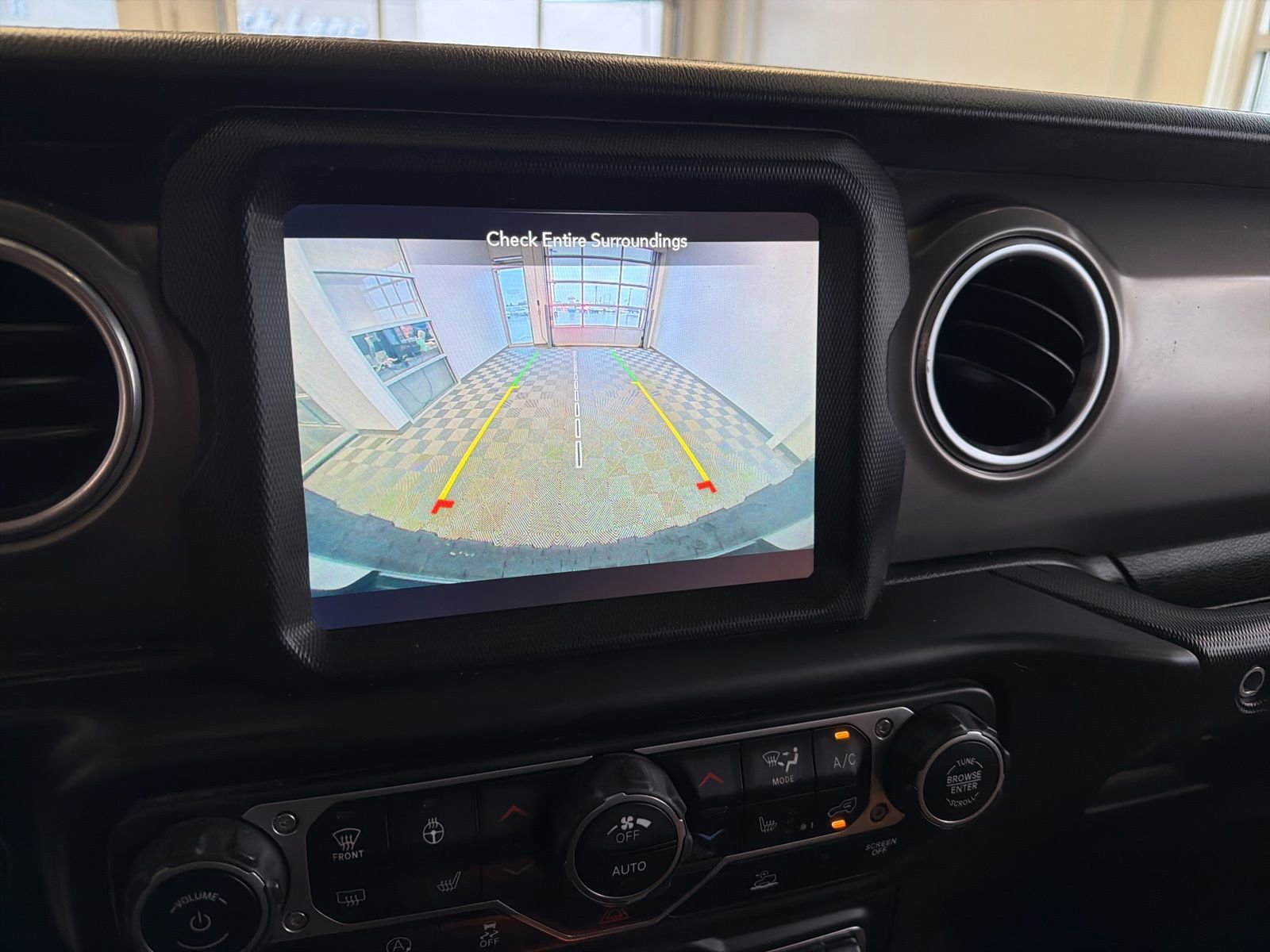 Used 2021 Jeep Wrangler Unlimited Rubicon image 27