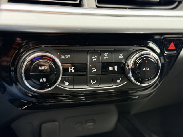 Certified 2024 Chevrolet Trax LT w/ Sunroof Package image 14