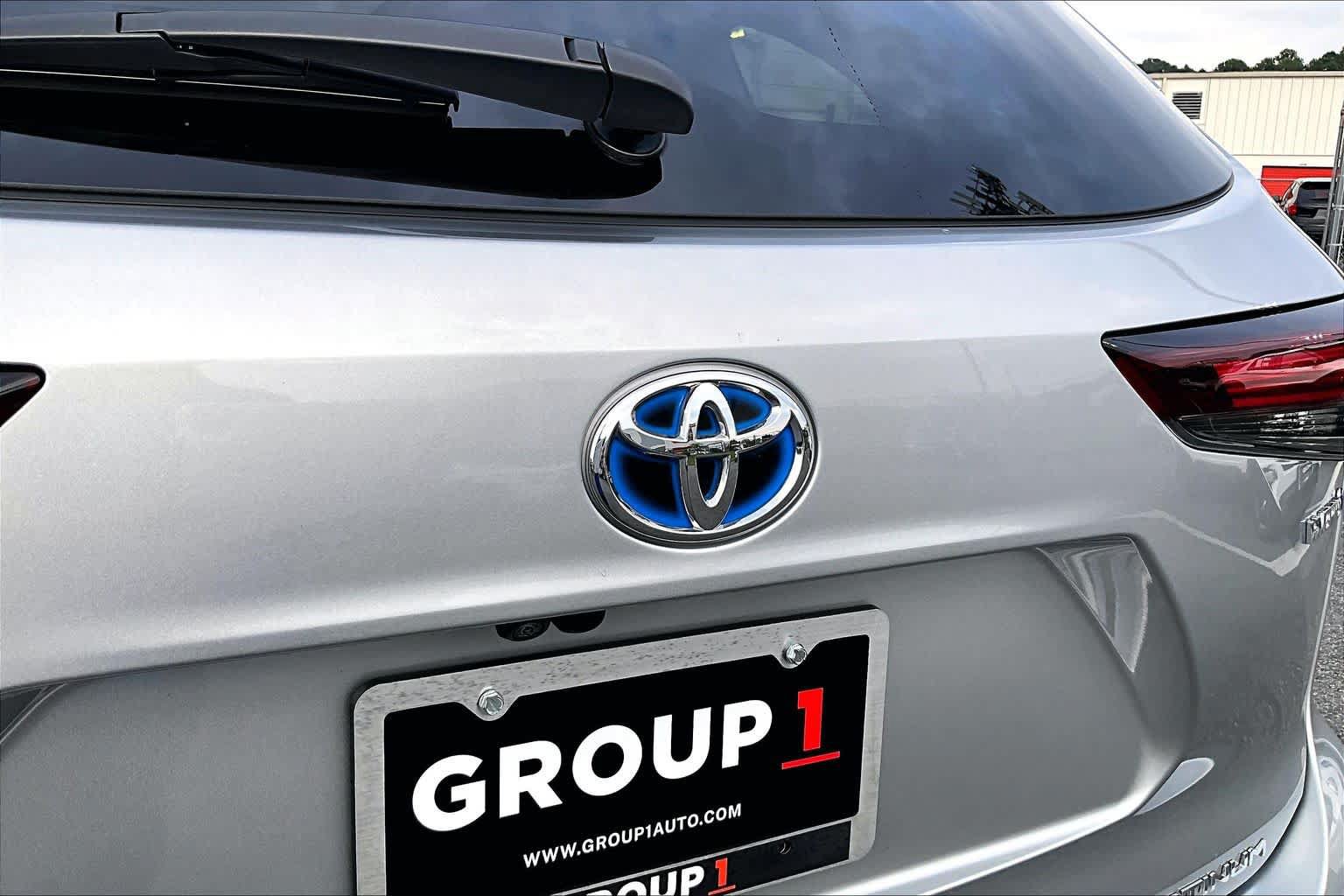 Used 2024 Toyota Highlander Platinum AWD/4WD image 31