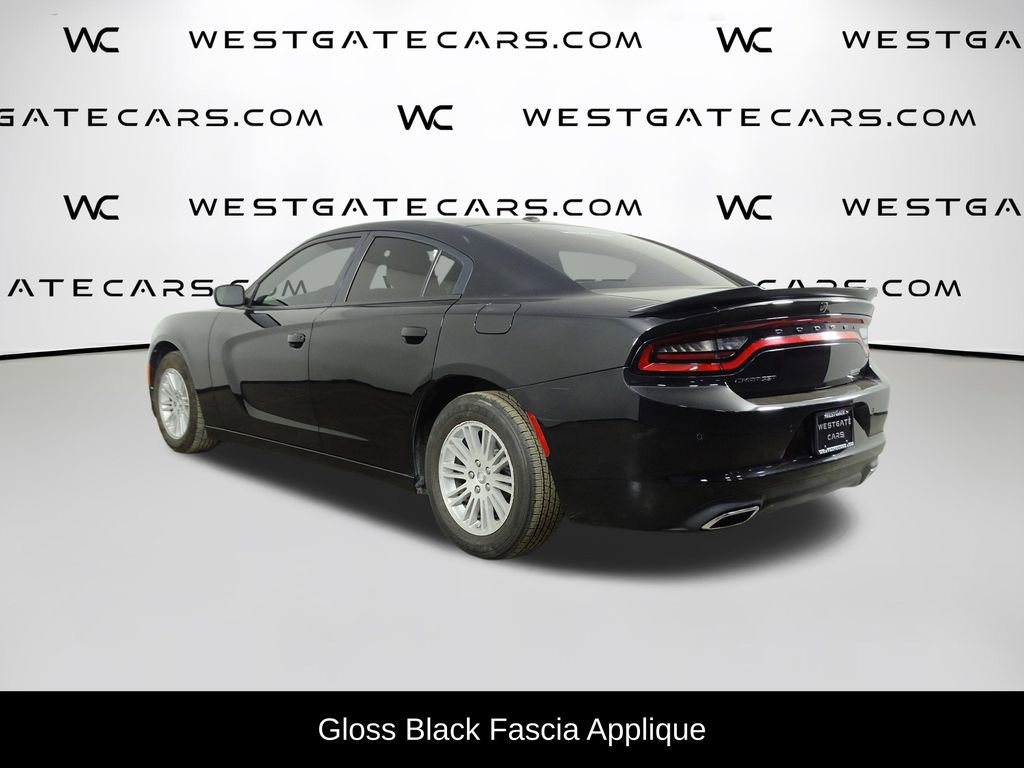 Used 2020 Dodge Charger SXT w/ Blacktop Package image 5