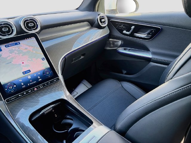 Certified 2025 Mercedes-Benz GLC 350e 4MATIC image 24