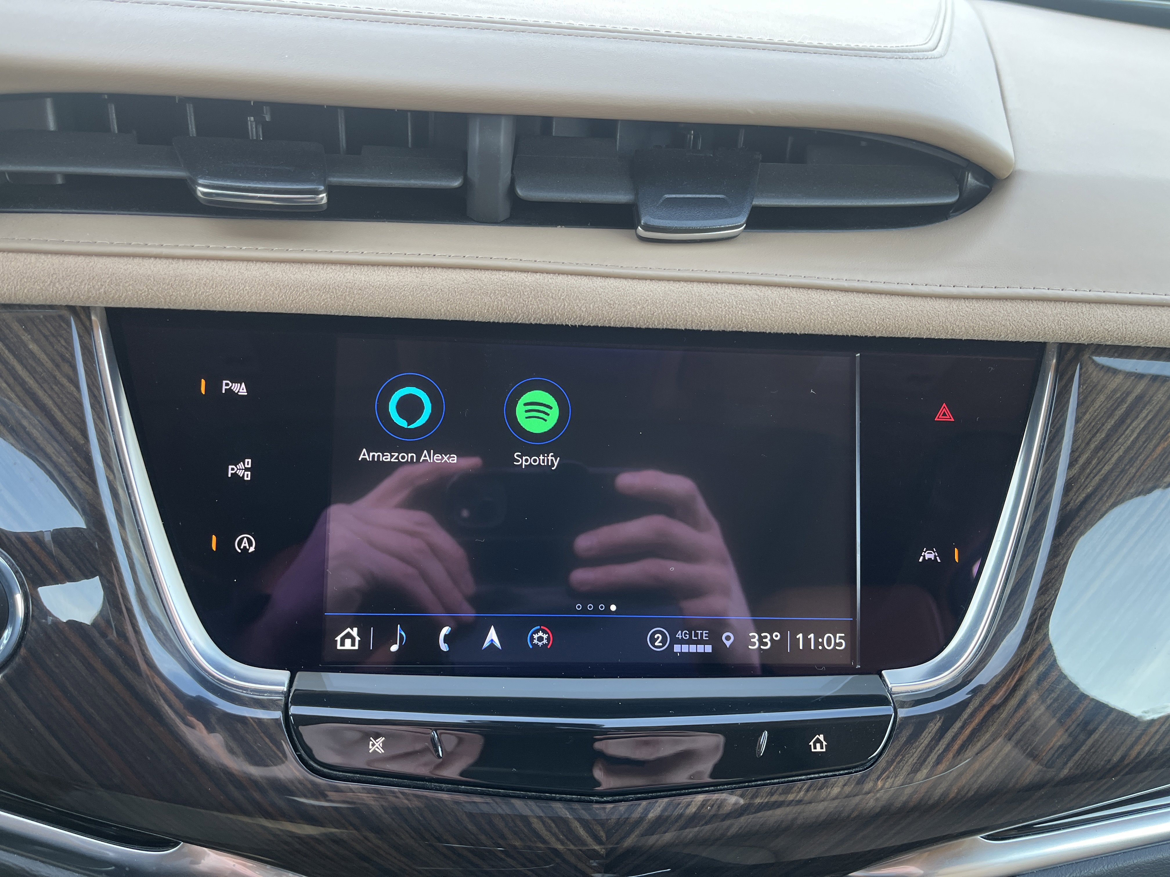 Used 2024 Cadillac XT6 Premium Luxury w/ Platinum Package image 32