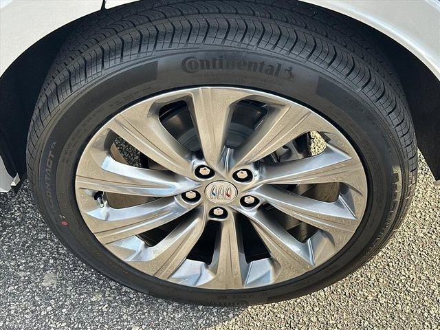 New 2026 Buick Envista Sport Touring FWD image 15