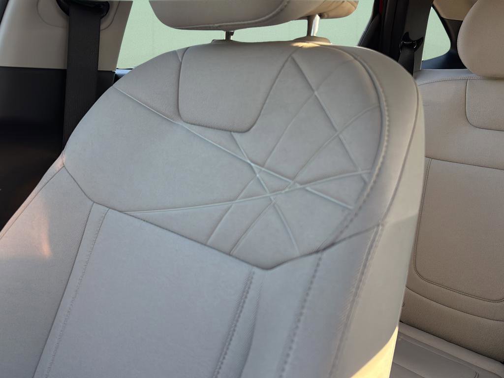 Certified 2025 Hyundai Tucson SE FWD image 45