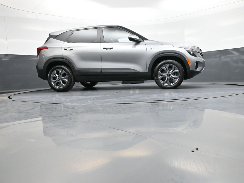 Certified 2024 Kia Seltos LX AWD/4WD image 28
