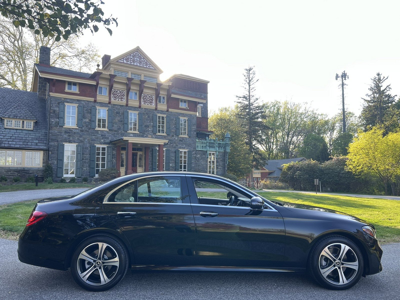 Used 2019 Mercedes-Benz E 300 4MATIC image 12