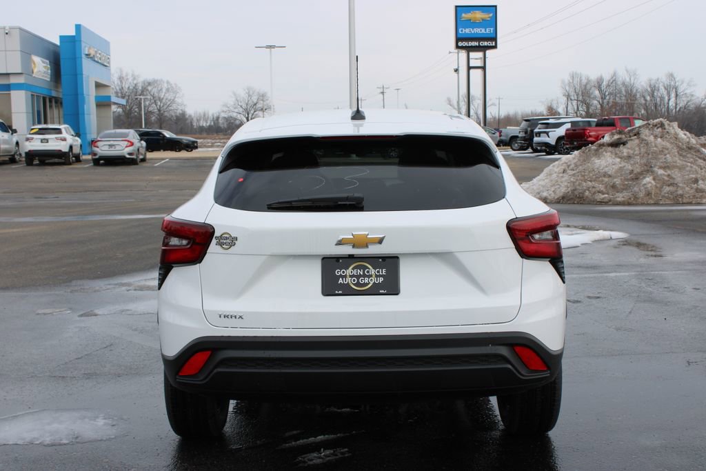 New 2026 Chevrolet Trax LS image 8