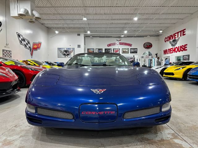 Used 2004 Chevrolet Corvette Convertible w/ Preferred Equipment Group RWD image 32