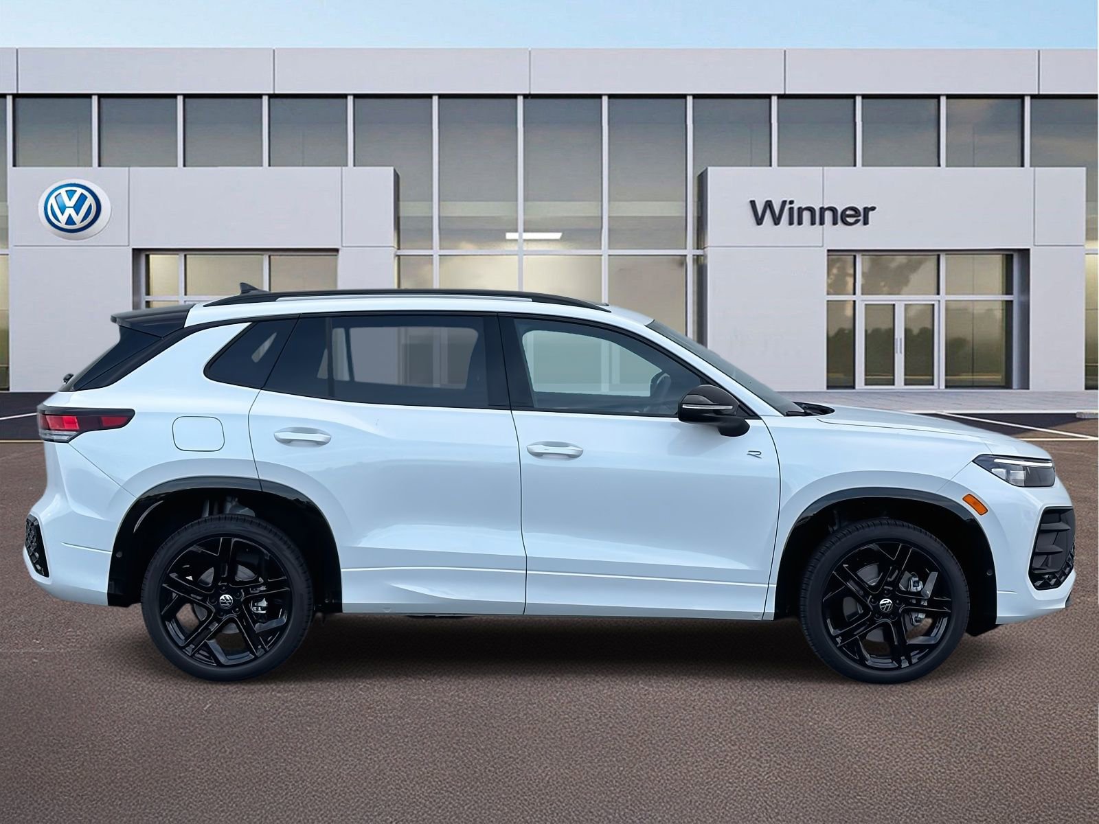 New 2026 Volkswagen Tiguan SE R-Line image 6