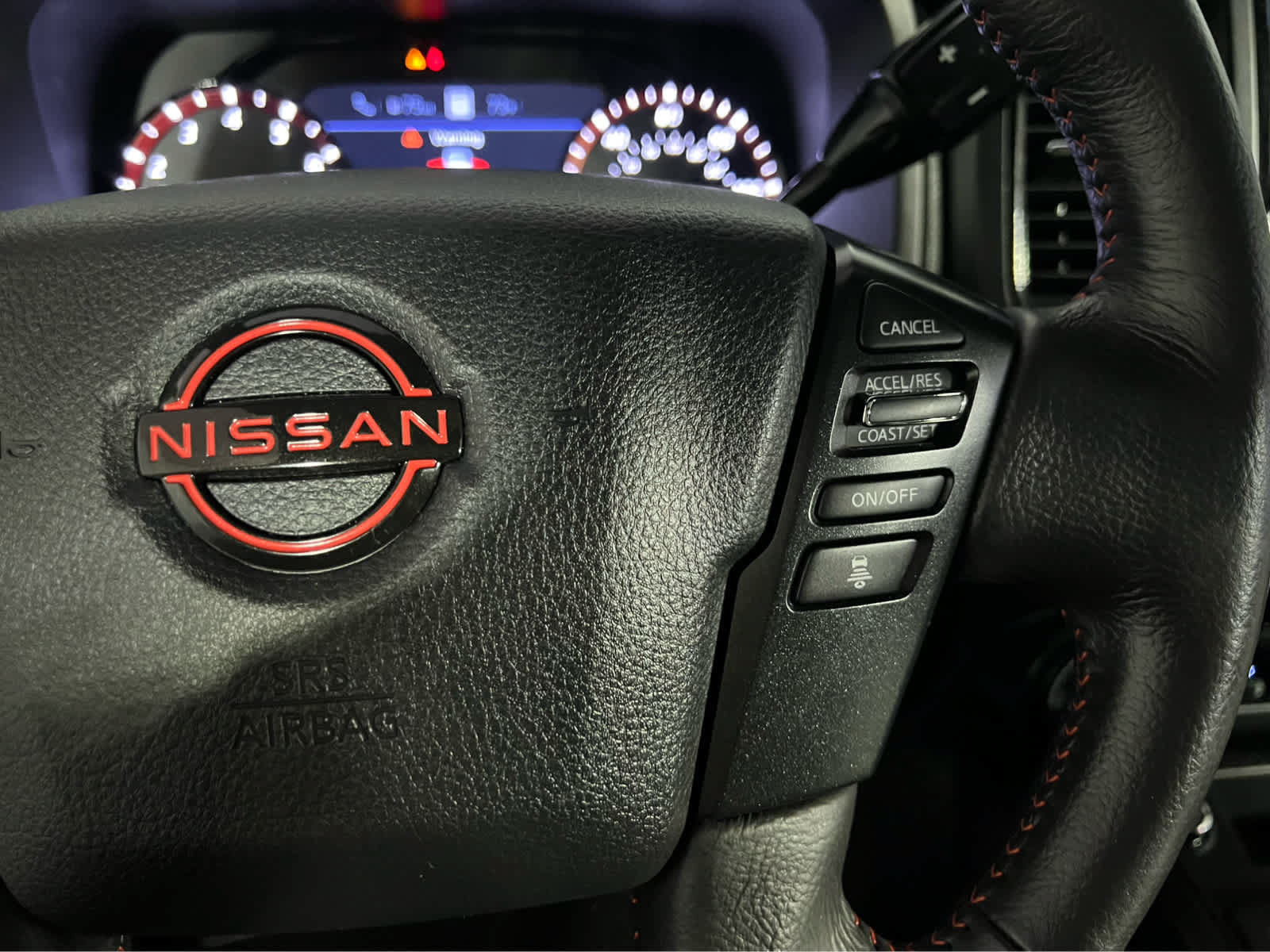 Certified 2024 Nissan Titan PRO-4X w/ Pro-4x Convenience Package AWD/4WD image 20