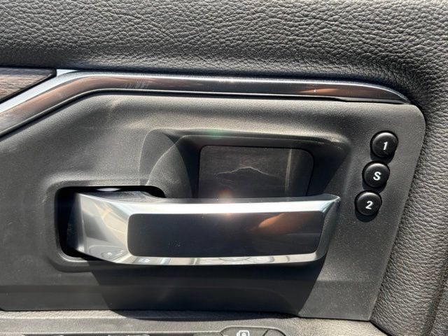 New 2026 RAM 2500 Laramie w/ Night Edition AWD/4WD image 13
