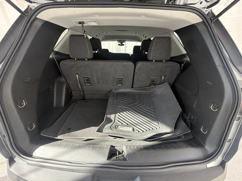 Used 2018 Chevrolet Traverse LS AWD/4WD image 16