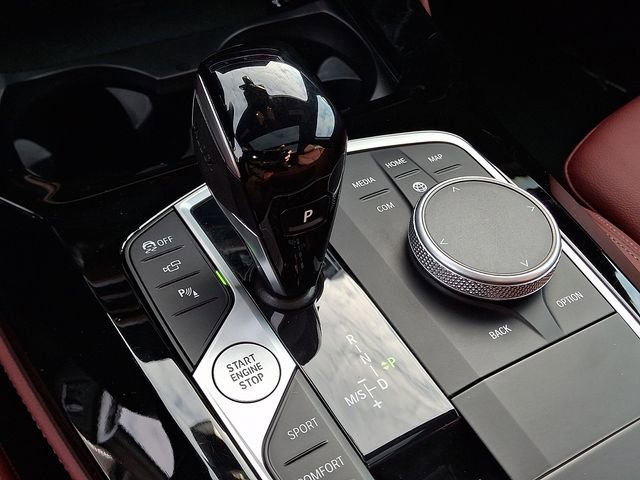 Used 2025 BMW X4 M40i w/ Premium Package image 15