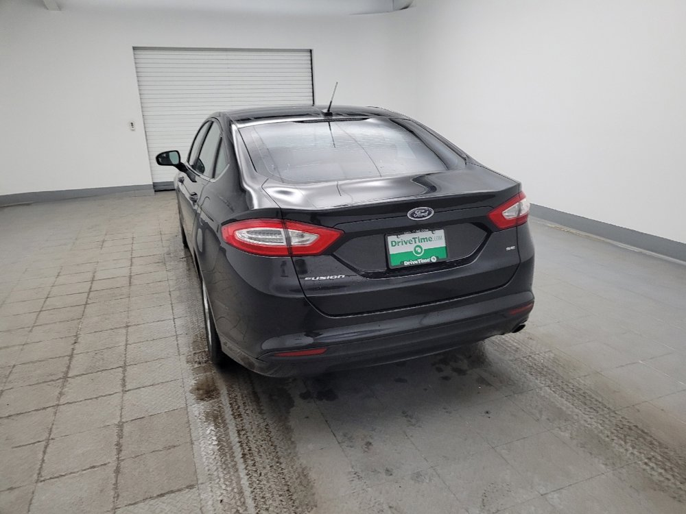 Used 2015 Ford Fusion SE image 6