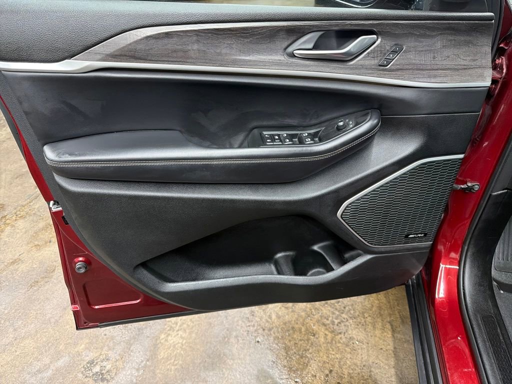 Used 2021 Jeep Grand Cherokee L Limited image 11