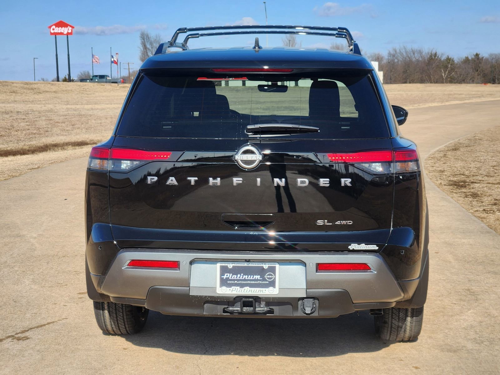 New 2026 Nissan Pathfinder SL image 8