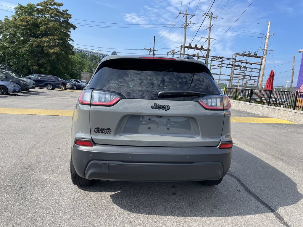 Certified 2023 Jeep Cherokee Altitude Lux w/ Lux Elite Package AWD/4WD image 4