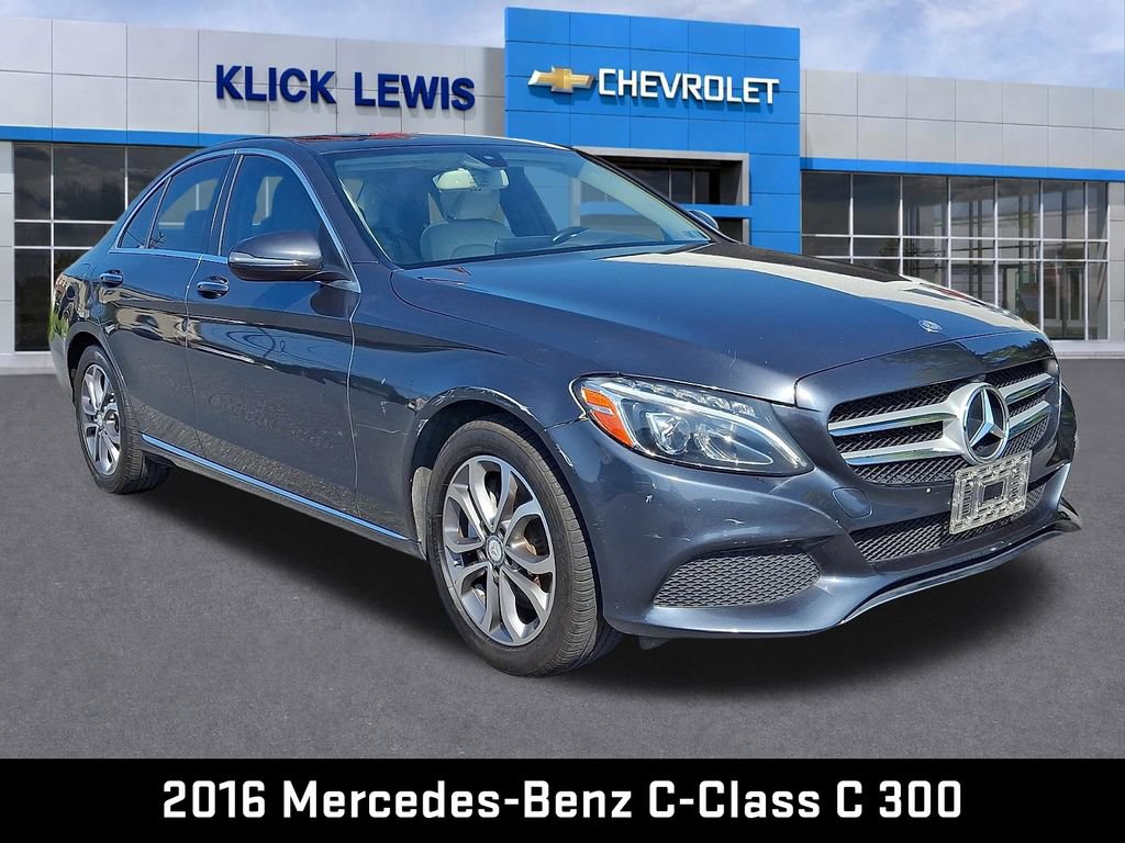 Used 2016 Mercedes-Benz C 300 4MATIC Sedan image 1