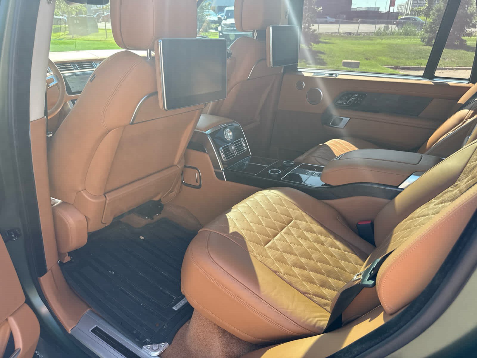 Certified 2021 Land Rover Range Rover SV Autobiography Dynamic AWD/4WD image 16
