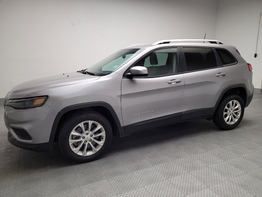 Used 2020 Jeep Cherokee Latitude image 2