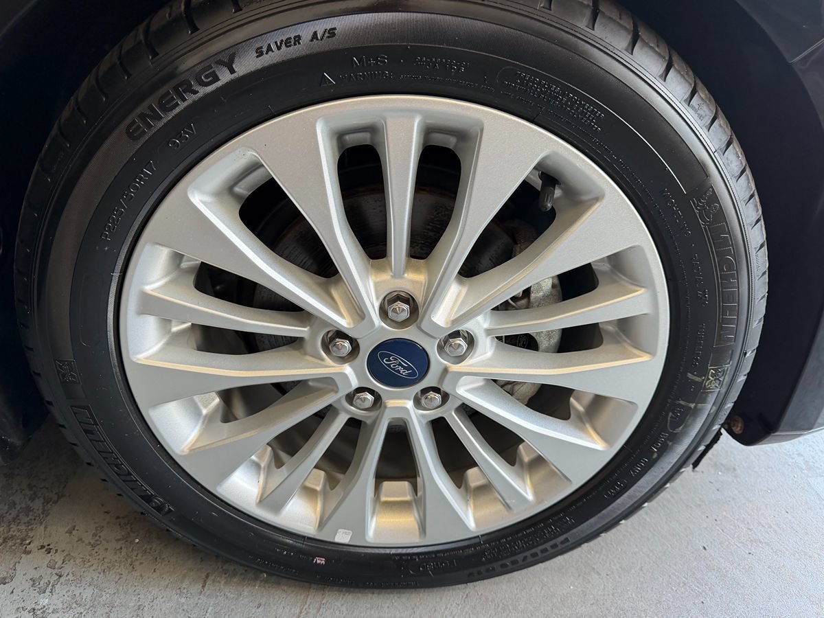 Used 2018 Ford C-MAX SE FWD image 36