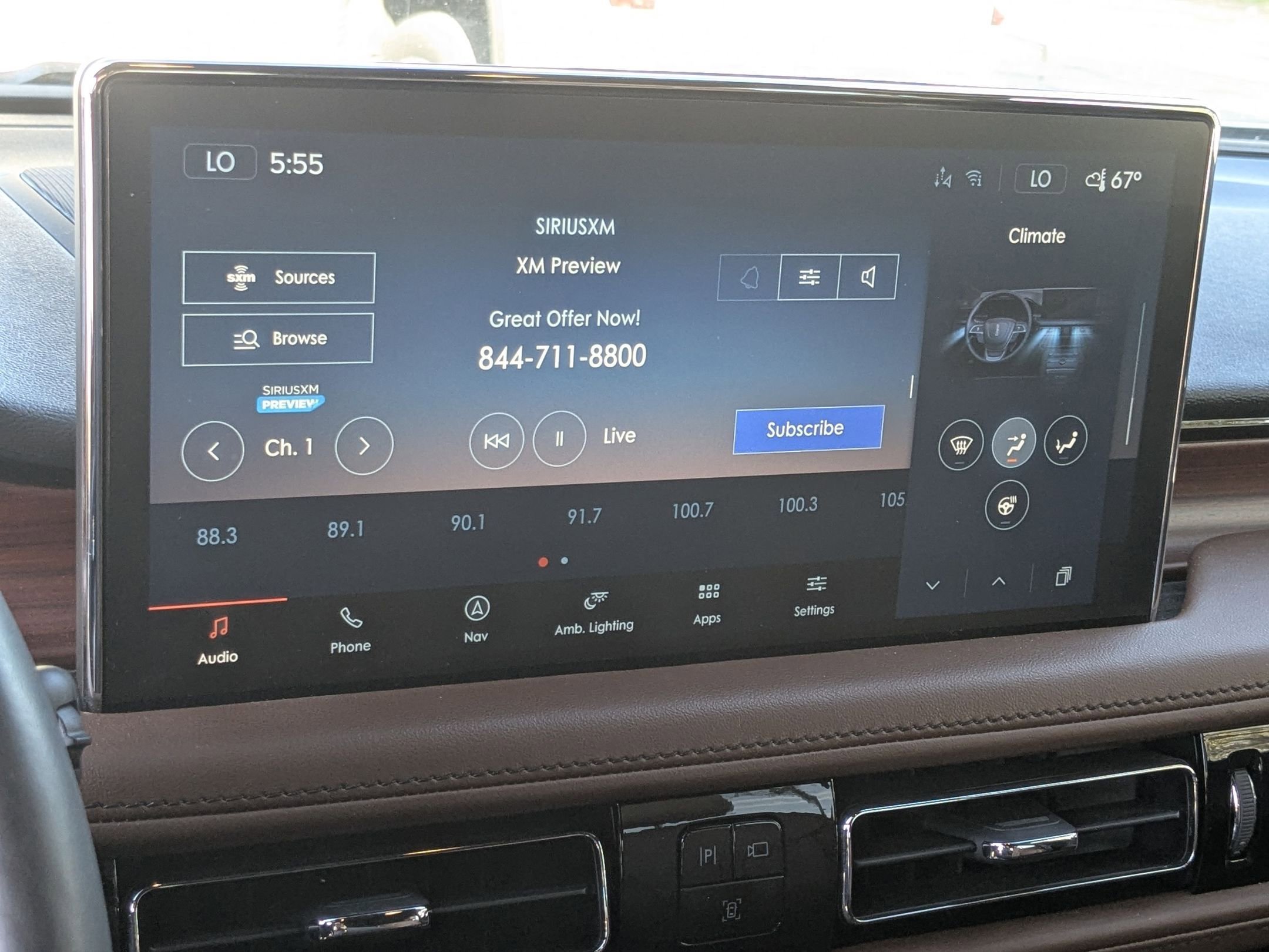 Used 2023 Lincoln Nautilus Reserve w/ Luxury Package image 15