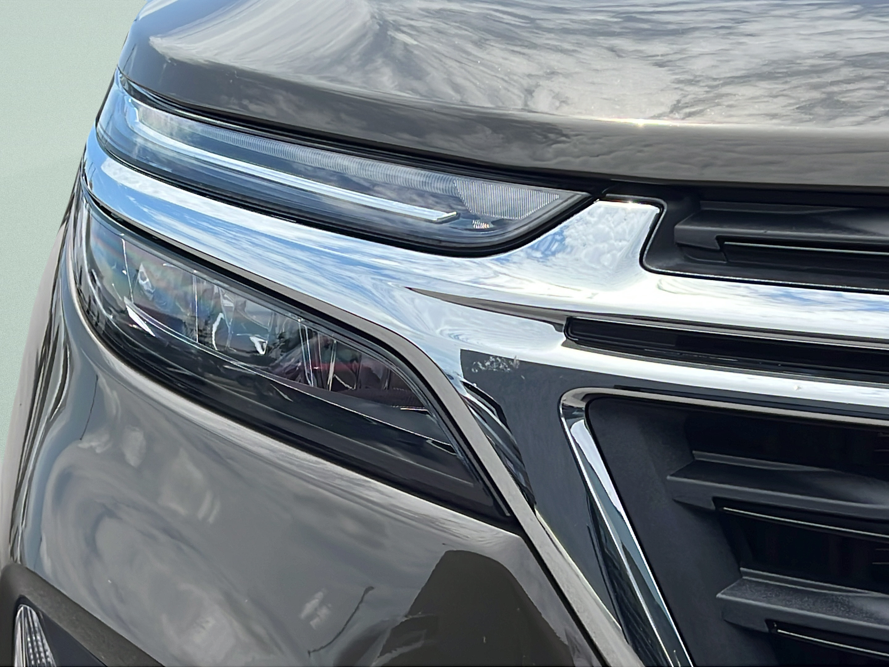 Used 2024 Chevrolet Equinox LT FWD image 25
