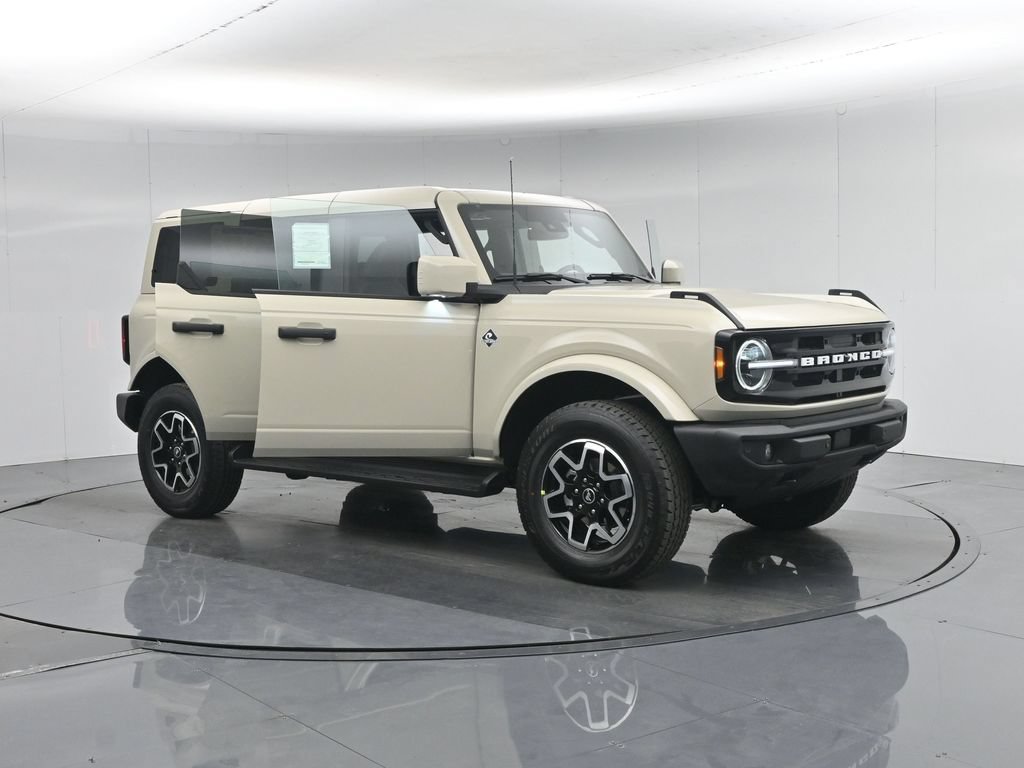 New 2026 Ford Bronco Outer Banks AWD/4WD image 32