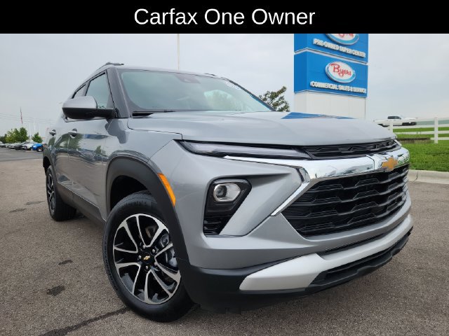 Used 2025 Chevrolet TrailBlazer LT AWD/4WD image 13