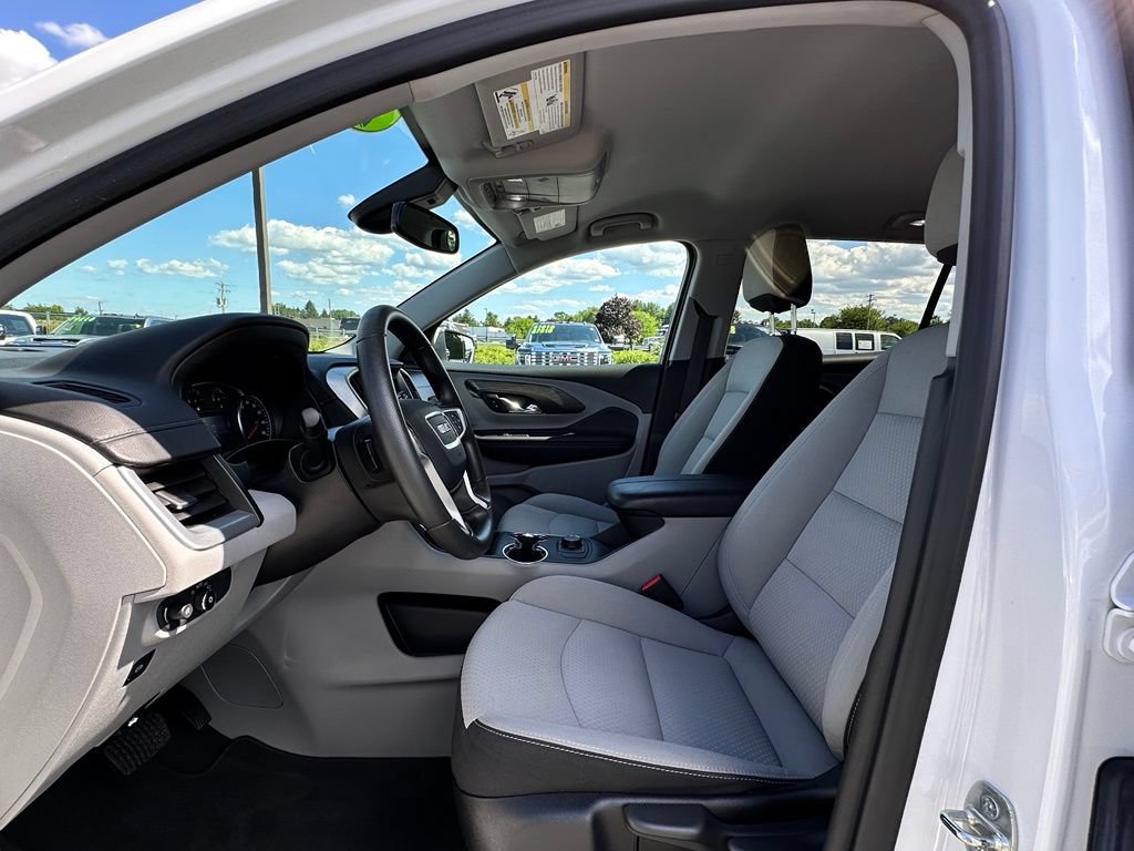 Used 2023 GMC Terrain SLE AWD/4WD image 19