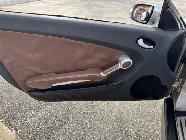 Used 2005 Mercedes-Benz SLK 350 image 16