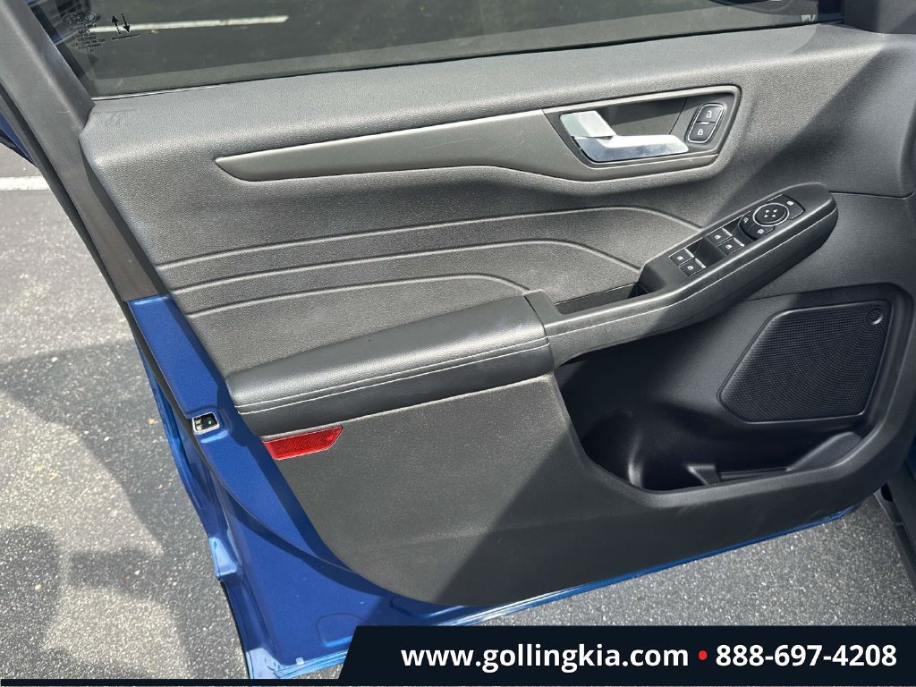 Used 2023 Ford Escape SE FWD image 15