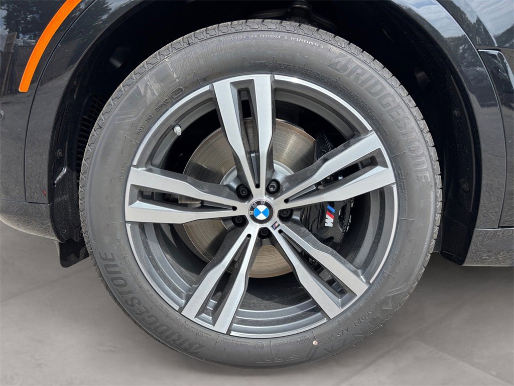 New 2026 BMW X7 xDrive40i image 14